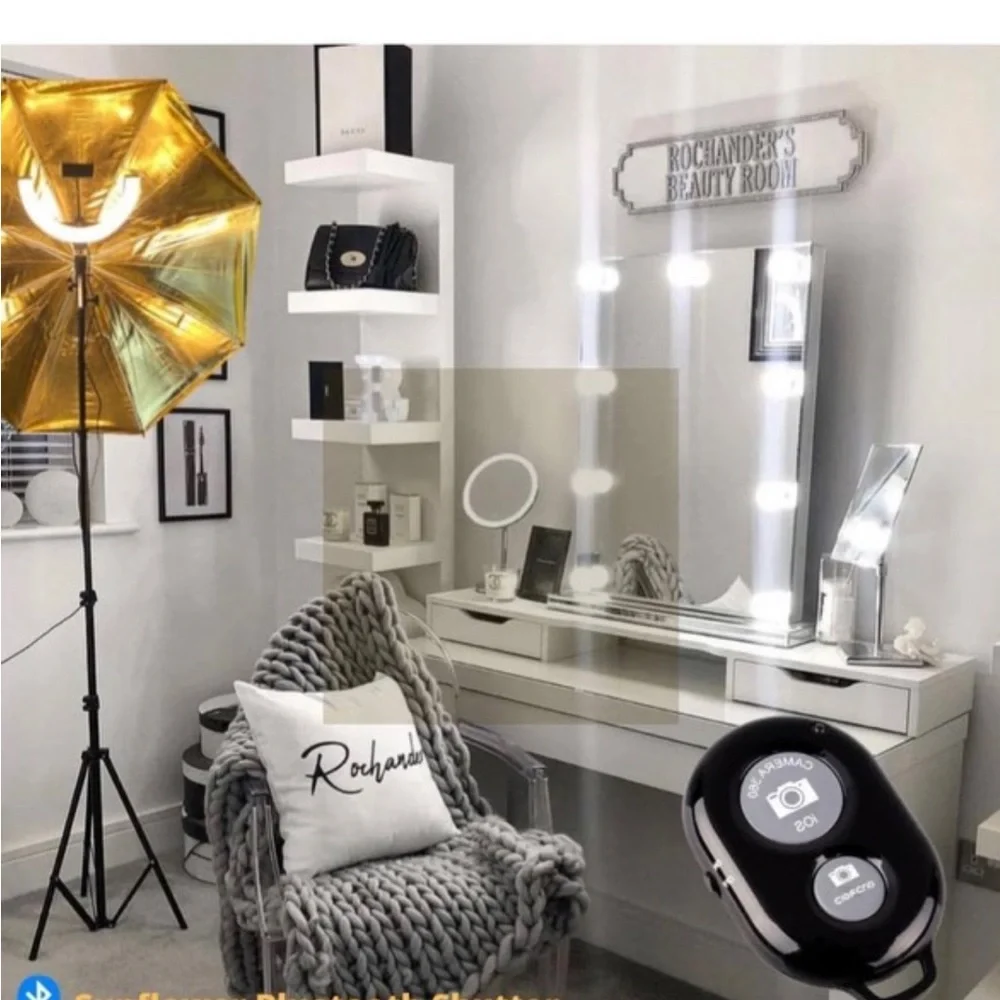 Sunflower ring light.